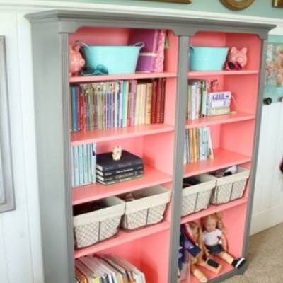 Two Toned Bookcase {Bookcase Decor}