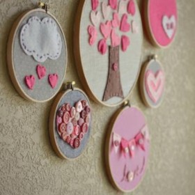 Valentine's Day Outfit Embroidery Hoop Art {Holiday Sewing}