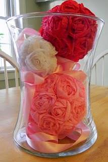 Crepe Paper Rose Centerpiece {tutorial} – Tip Junkie